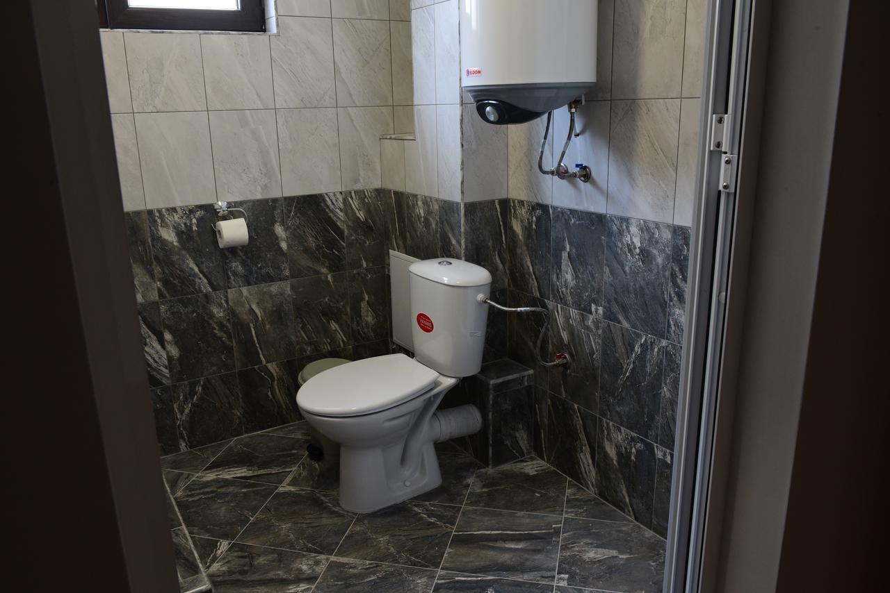 Hotel Active Apartments Targovishte  Exterior foto