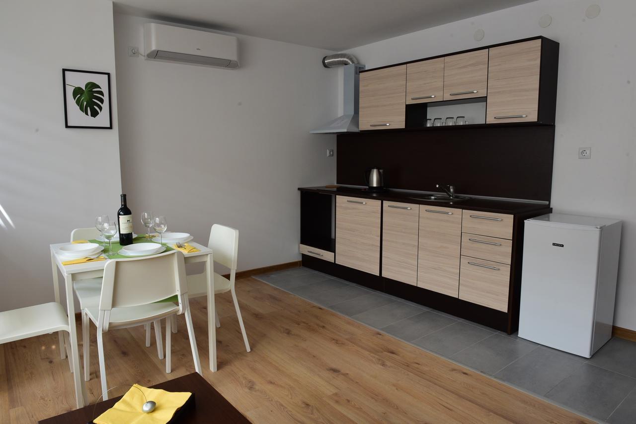 Hotel Active Apartments Targovishte  Exterior foto