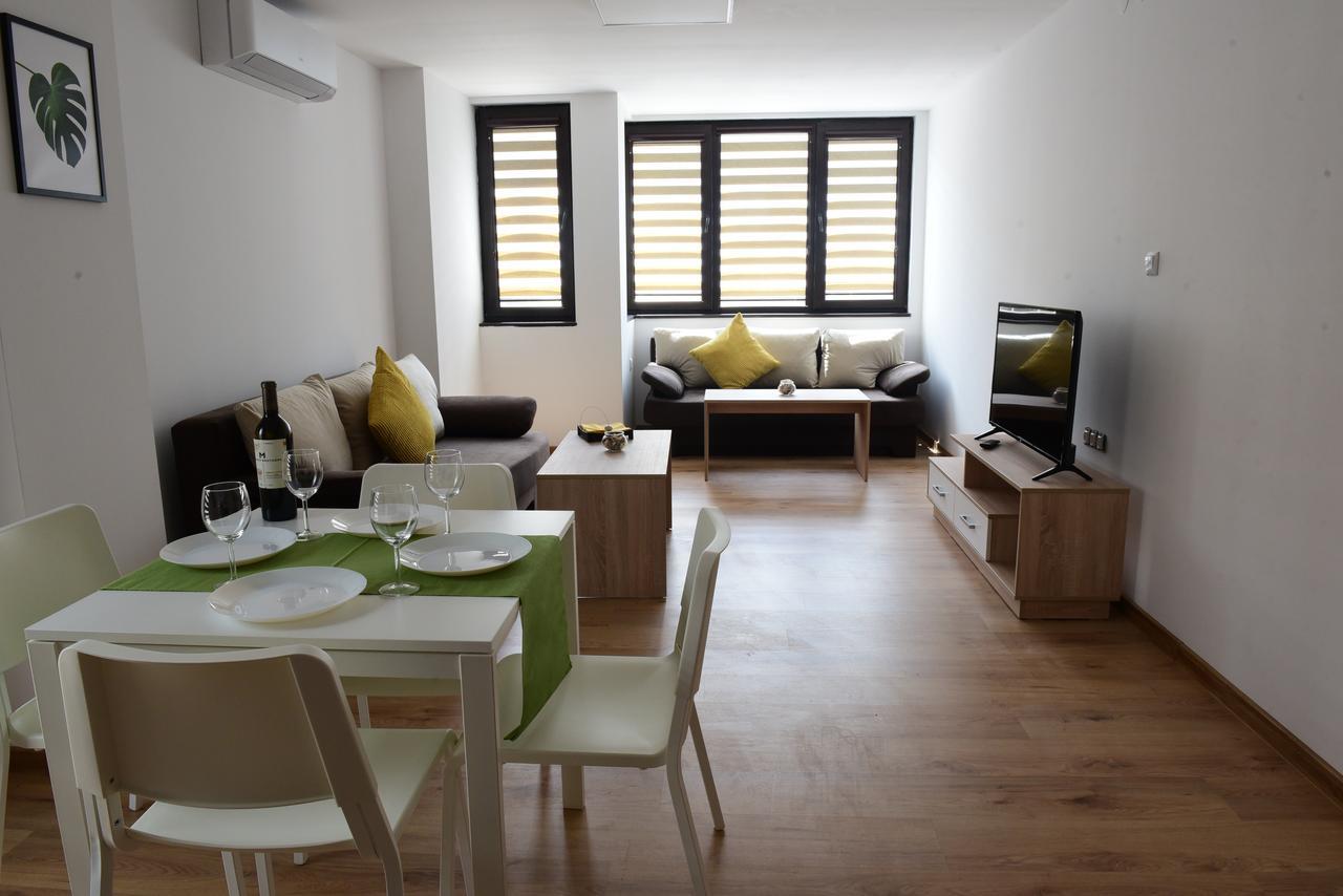 Hotel Active Apartments Targovishte  Exterior foto